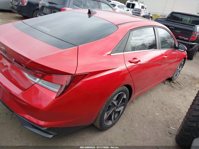 Hyundai ELANTRA Sel