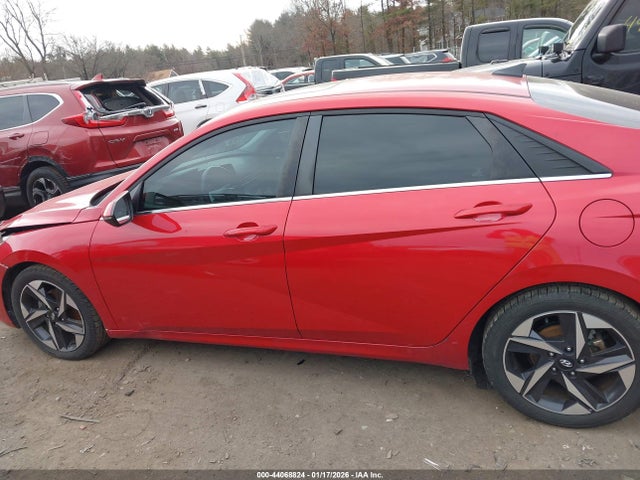 Hyundai ELANTRA Sel