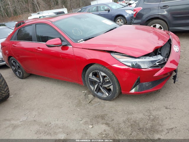 Salvage Hyundai ELANTRA Image