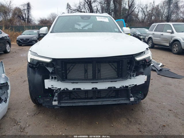 Volvo XC90 Plus, B6 Awd Gas (mild Hybrid), Gasoline, Bright,