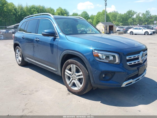 Salvage Mercedes-Benz GLB Image