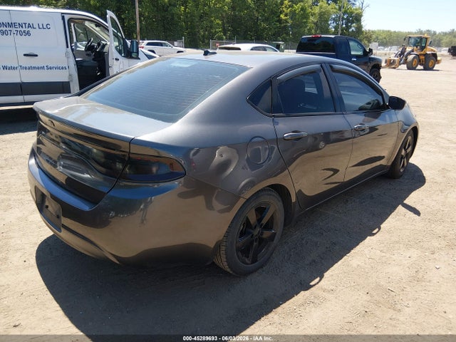 Dodge Dart Sxt