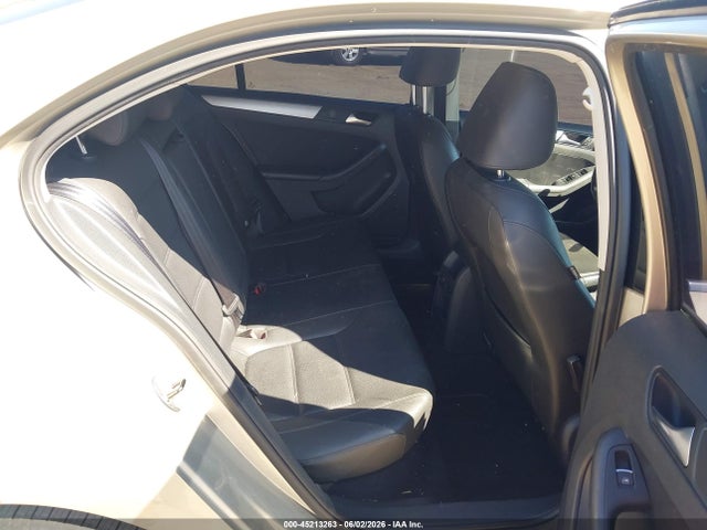 Volkswagen Jetta 2.5l Se