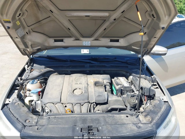 Volkswagen Jetta 2.5l Se