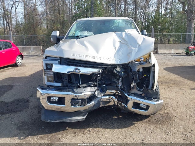 Ford F-250 Lariat