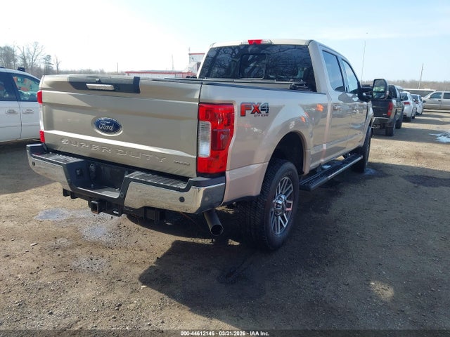 Ford F-250 Lariat