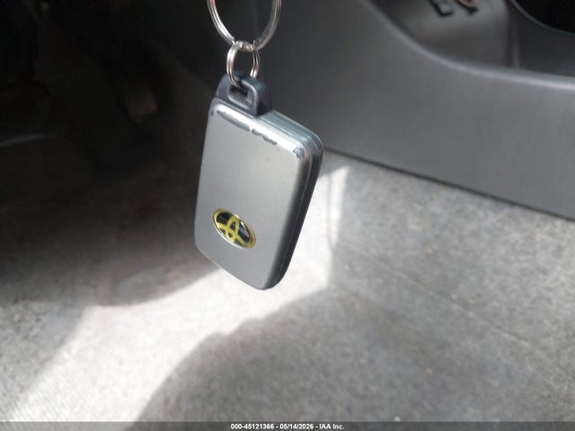 Toyota Prius Five