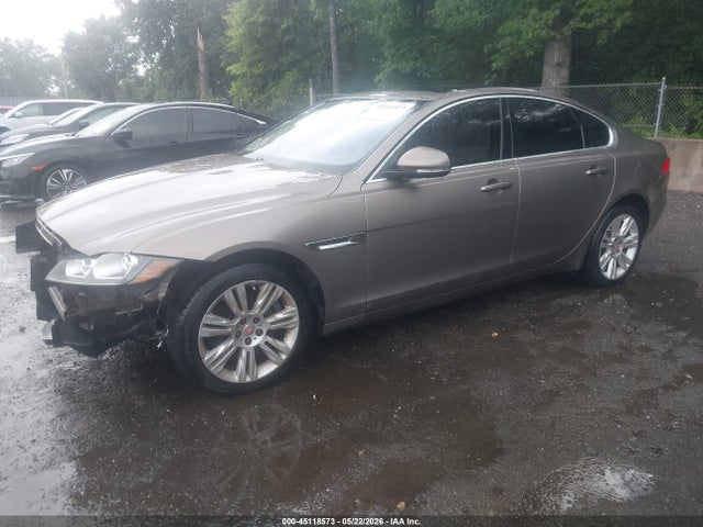 Jaguar XF 35t Premium