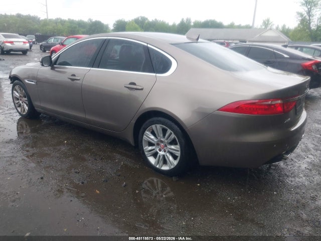 Jaguar XF 35t Premium