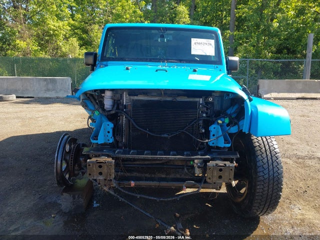 Jeep Wrangler Sahara 4x4