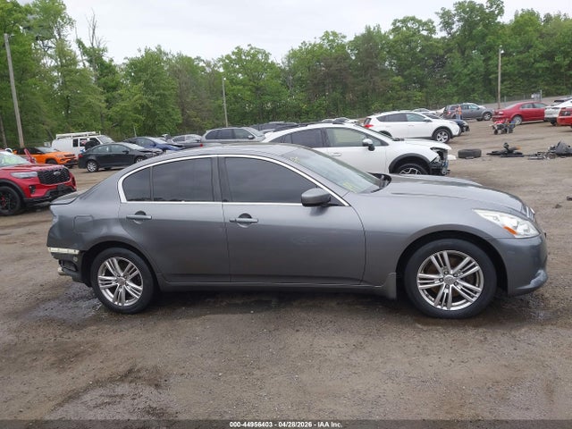 INFINITI G37x