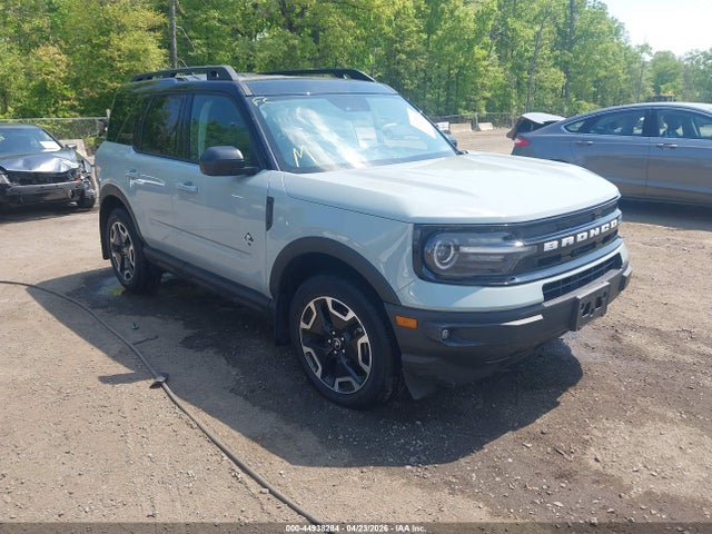 Salvage Ford Bronco Image