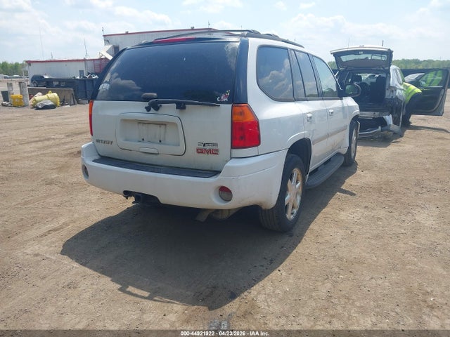 GMC Envoy Slt