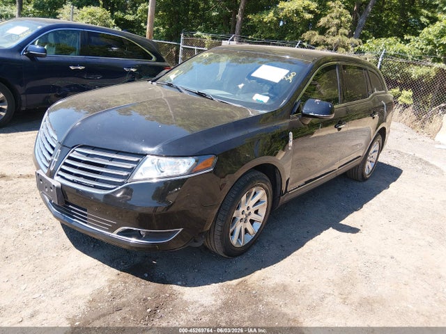 Lincoln MKT Livery