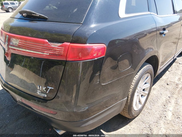 Lincoln MKT Livery
