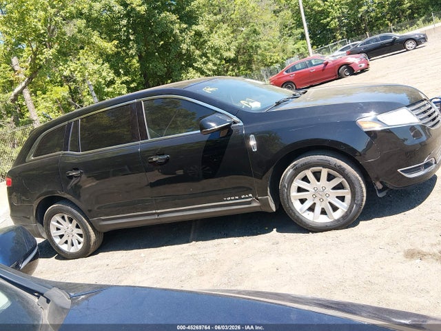 Lincoln MKT Livery