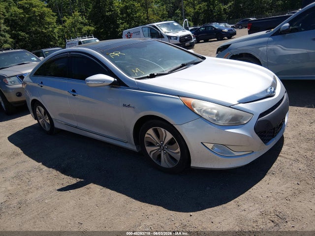 Salvage Hyundai SONATA Image