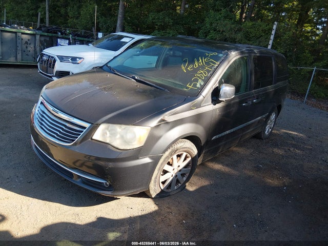 Chrysler Town & Country Touring-l