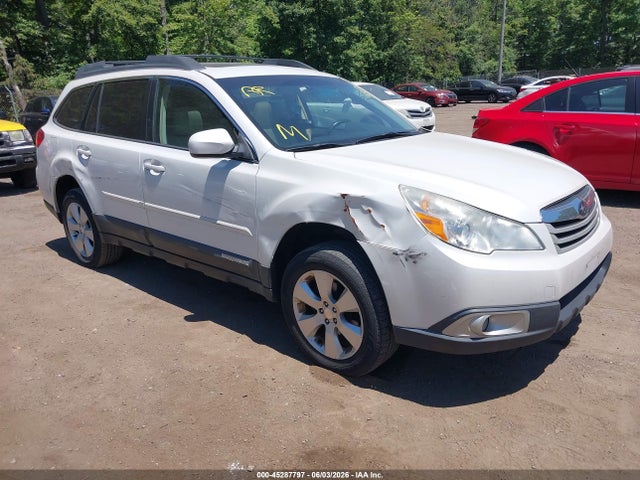 Salvage Subaru Outback Image