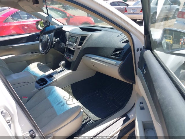 Subaru Outback 2.5i Premium
