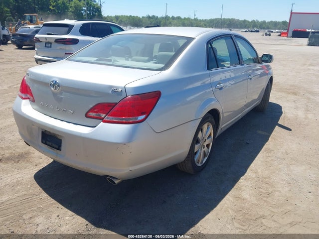 Toyota Avalon Xls