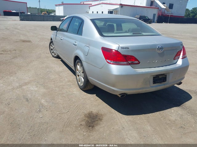 Toyota Avalon Xls