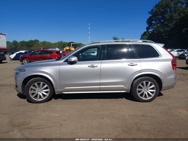 Volvo XC90 T6 Momentum