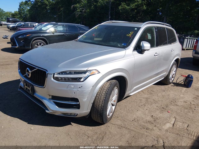 Volvo XC90 T6 Momentum