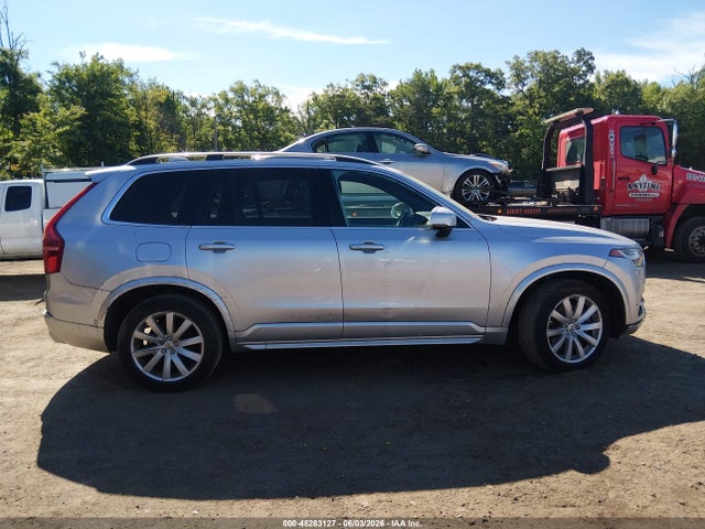 Volvo XC90 T6 Momentum