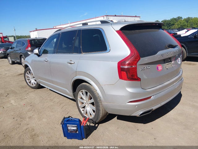 Volvo XC90 T6 Momentum