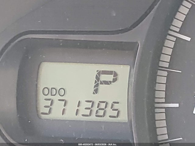 Toyota Sienna Le V6