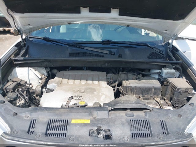 Toyota Highlander Limited V6