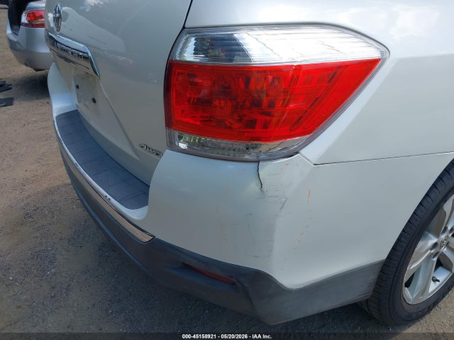 Toyota Highlander Limited V6
