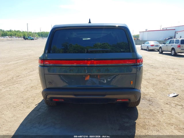 Rivian R1s Quad Motor Max Pack