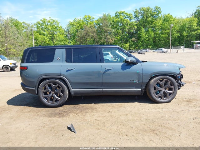 Rivian R1s Quad Motor Max Pack