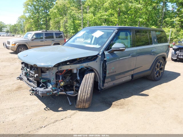 Rivian R1s Quad Motor Max Pack
