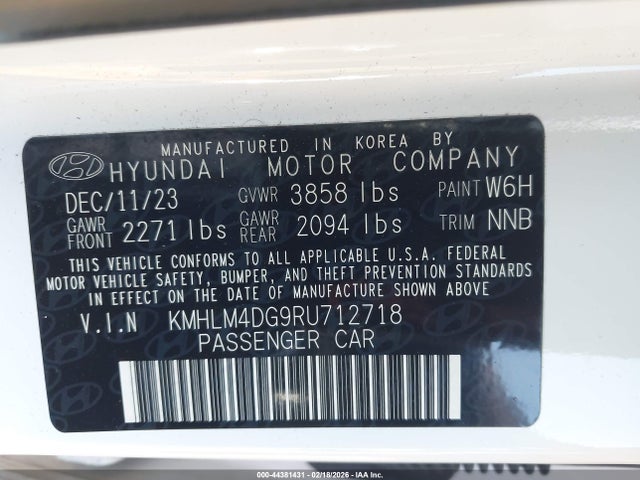 Hyundai ELANTRA Sel