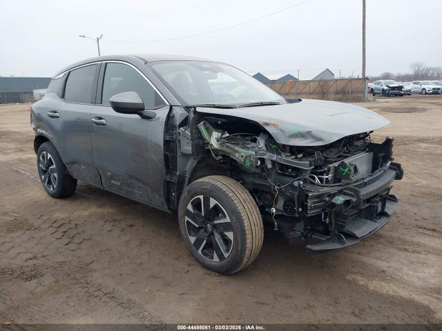 Salvage Nissan Kicks Image