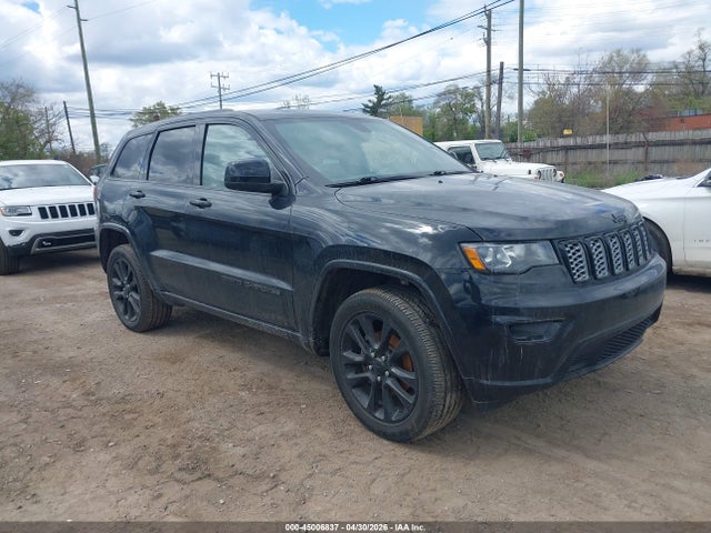 Salvage Jeep Grand Cherokee Image