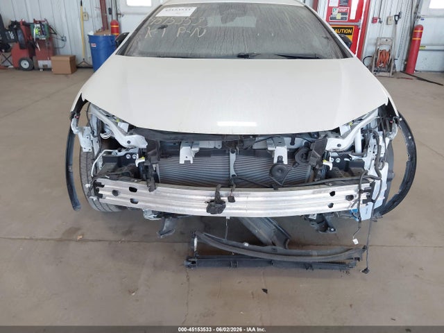 Toyota Prius Le