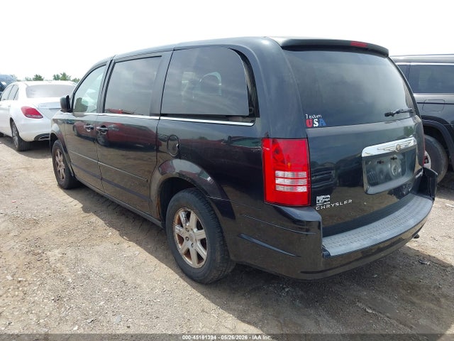 Chrysler Town & Country New Lx