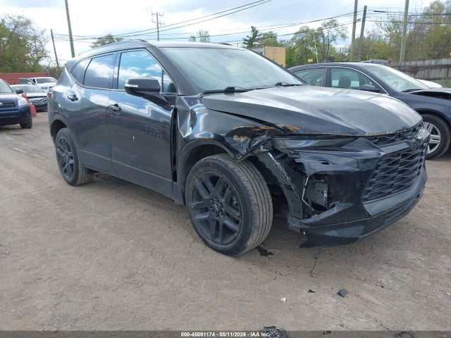 Salvage Chevrolet Blazer Image