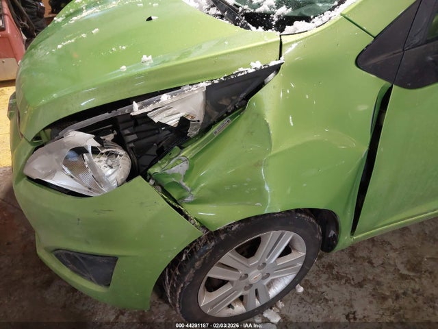 Chevrolet Spark 1lt Auto
