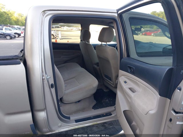 Toyota Tacoma Base V6