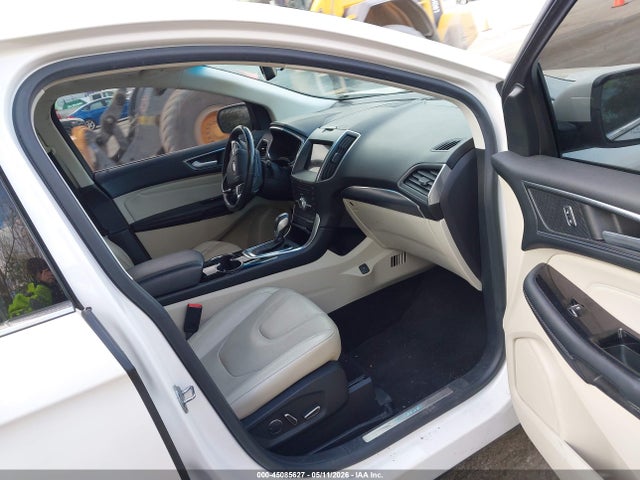 Ford Edge Titanium