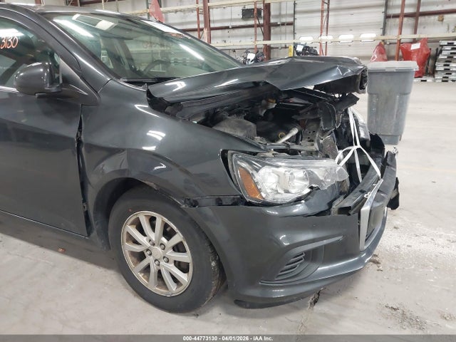 Chevrolet Sonic Lt Auto
