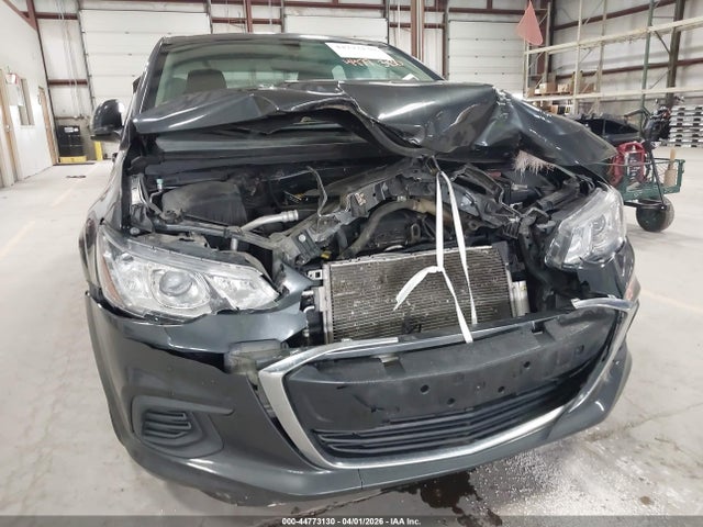 Chevrolet Sonic Lt Auto