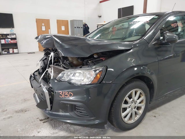Chevrolet Sonic Lt Auto