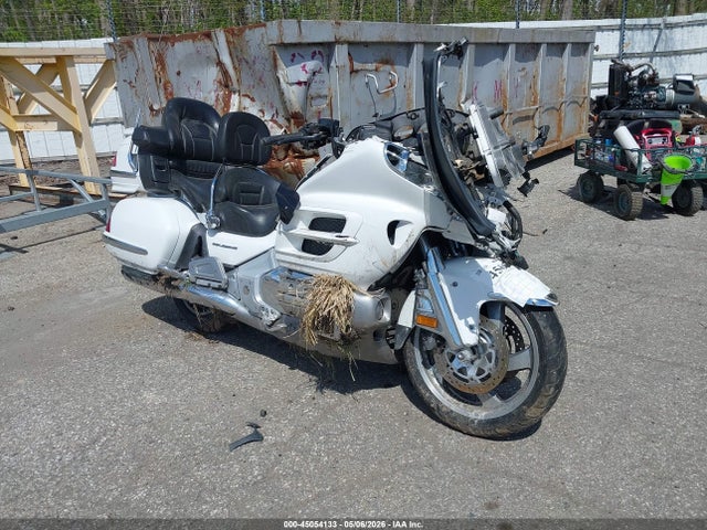Salvage Honda Gl1800 Image