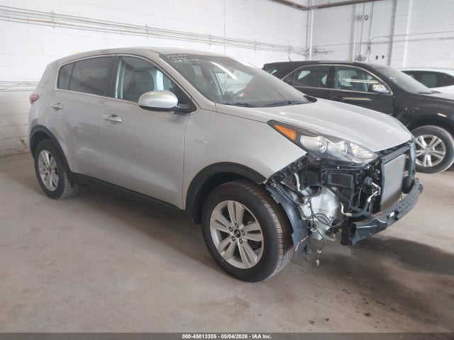 Salvage Kia Sportage Image